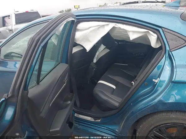 4T1DAACK0SU626690 2025 TOYOTA CAMRY - Image 8
