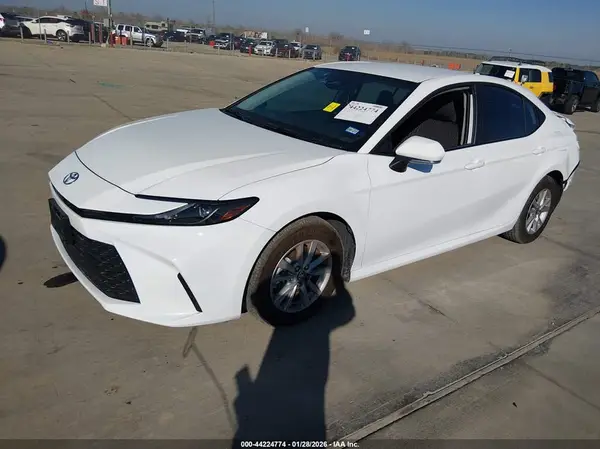 4T1DAACK0SU637981 2025 TOYOTA CAMRY - Image 2