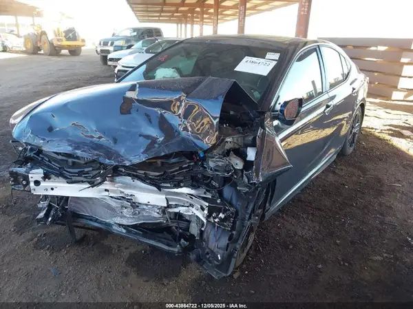 4T1DAACK0SU639987 2025 TOYOTA CAMRY - Image 2