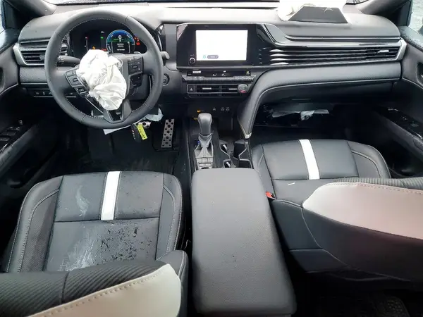 4T1DAACK0SU644025 2025 TOYOTA CAMRY - Image 8