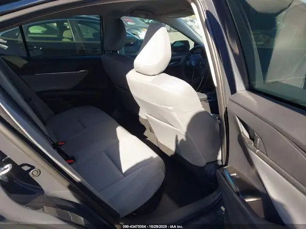 4T1DAACK0SU650178 2025 TOYOTA CAMRY - Image 8