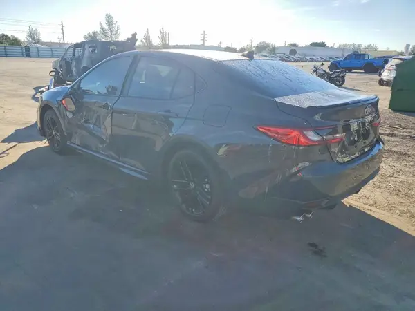 4T1DAACK0TU250039 2026 TOYOTA CAMRY - Image 2