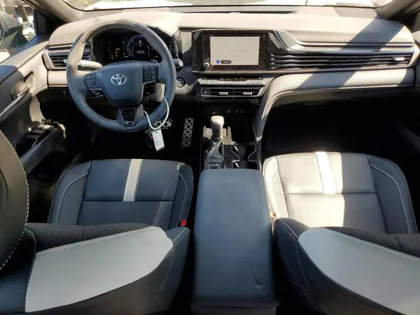 4T1DAACK0TU251143 2026 TOYOTA CAMRY - Image 8
