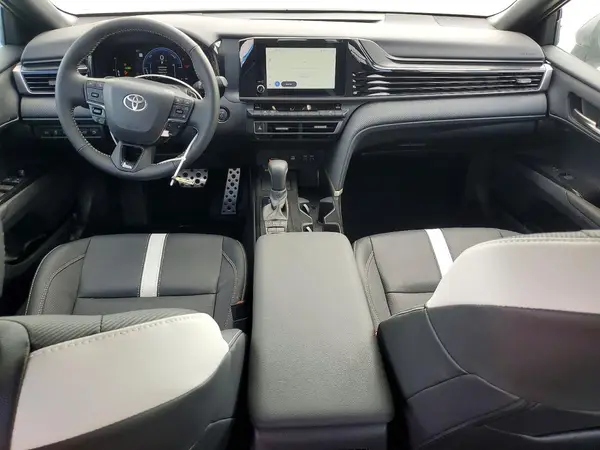 4T1DAACK0TU691945 2026 TOYOTA CAMRY - Image 8