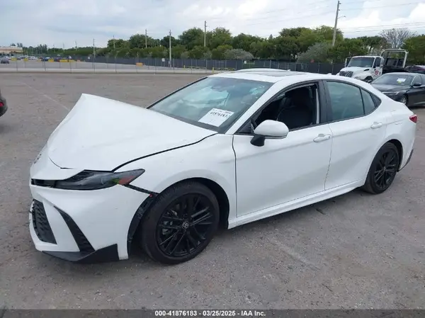4T1DAACK1SU005894 2025 TOYOTA CAMRY - Image 2