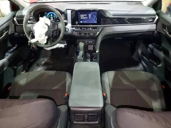 4T1DAACK1SU005975 2025 TOYOTA CAMRY - Image 8