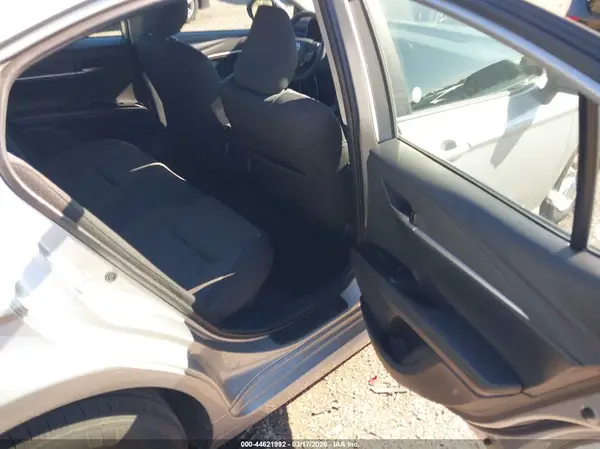 4T1DAACK1SU007175 2025 TOYOTA CAMRY - Image 8