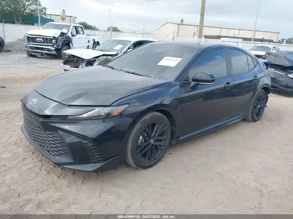 4T1DAACK1SU007211 2025 TOYOTA CAMRY - Image 2