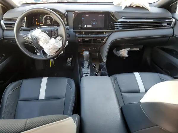 4T1DAACK1SU013963 2025 TOYOTA CAMRY - Image 8