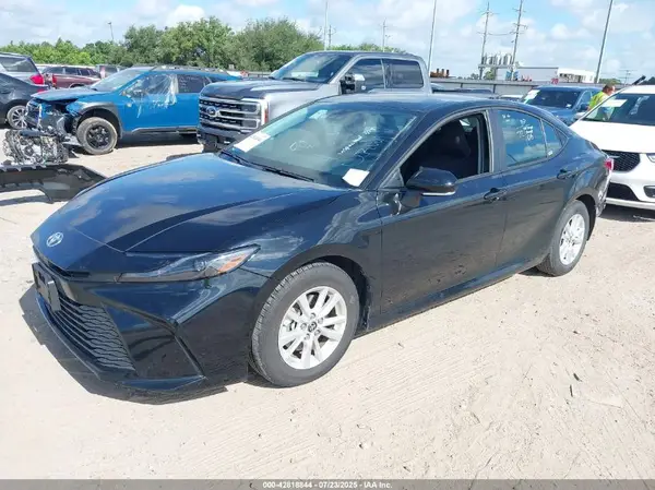 4T1DAACK1SU017138 2025 TOYOTA CAMRY - Image 2