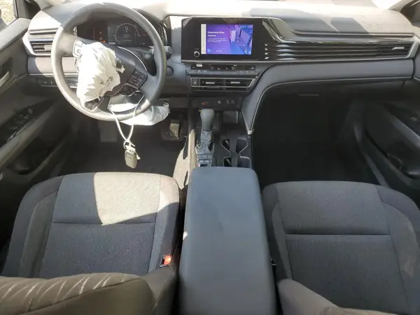 4T1DAACK1SU022095 2025 TOYOTA CAMRY - Image 8