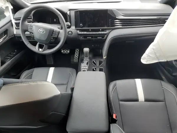 4T1DAACK1SU027779 2025 TOYOTA CAMRY - Image 8