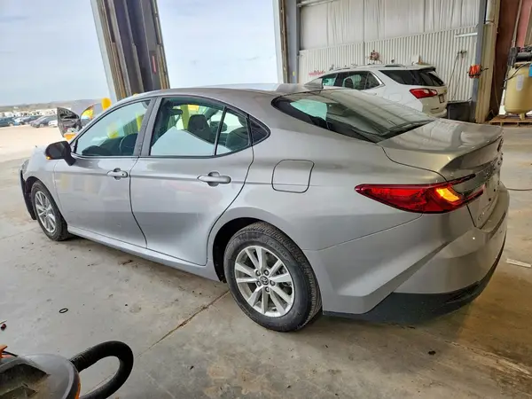 4T1DAACK1SU030049 2025 TOYOTA CAMRY - Image 2