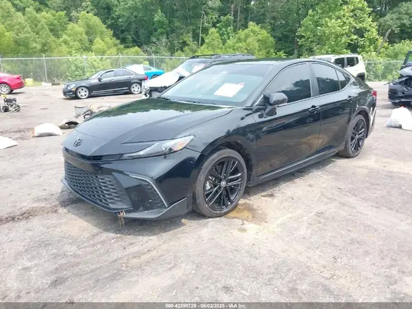 4T1DAACK1SU033064 2025 TOYOTA CAMRY - Image 2