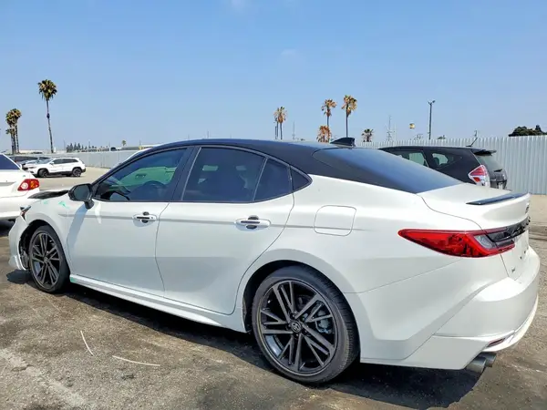 4T1DAACK1SU036949 2025 TOYOTA CAMRY - Image 2
