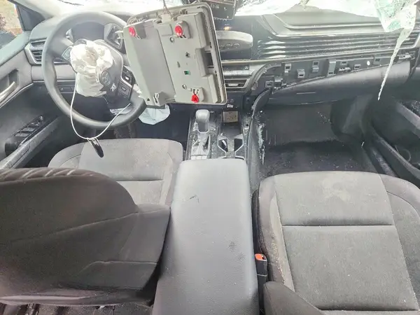 4T1DAACK1SU044341 2025 TOYOTA CAMRY - Image 8