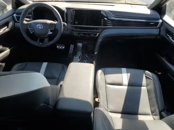 4T1DAACK1SU046428 2025 TOYOTA CAMRY - Image 8