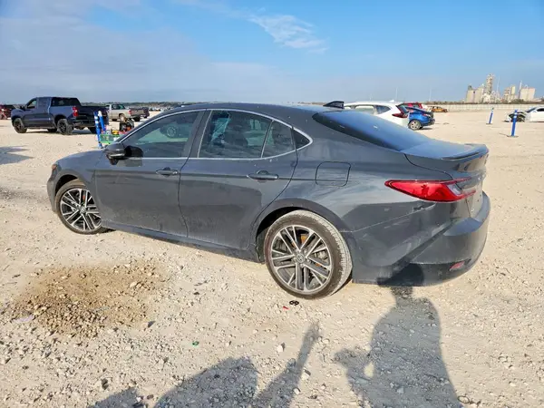 4T1DAACK1SU047563 2025 TOYOTA CAMRY - Image 2