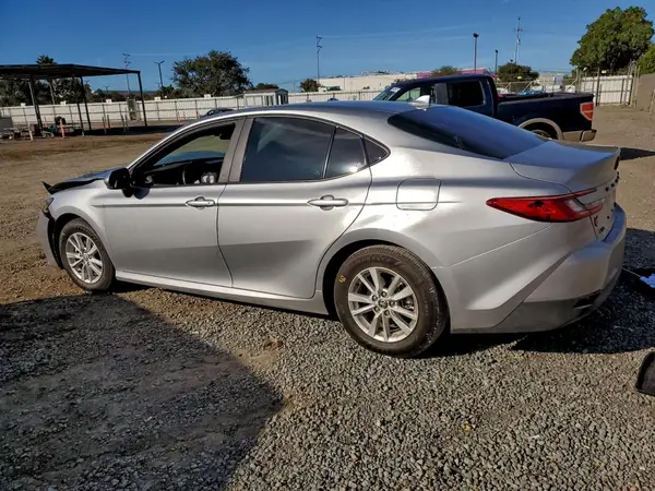 4T1DAACK1SU048292 2025 TOYOTA CAMRY - Image 2