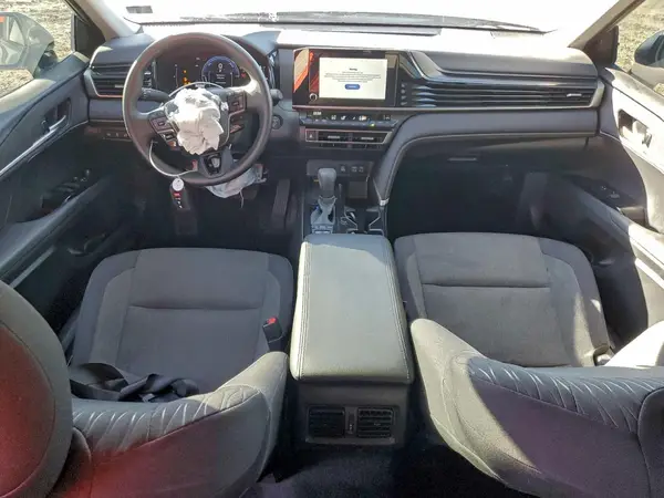 4T1DAACK1SU048292 2025 TOYOTA CAMRY - Image 8