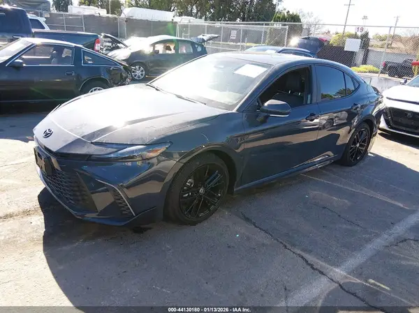4T1DAACK1SU054707 2025 TOYOTA CAMRY - Image 2