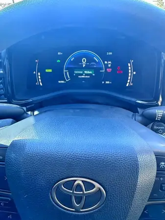 4T1DAACK1SU057526 2025 TOYOTA CAMRY - Image 8