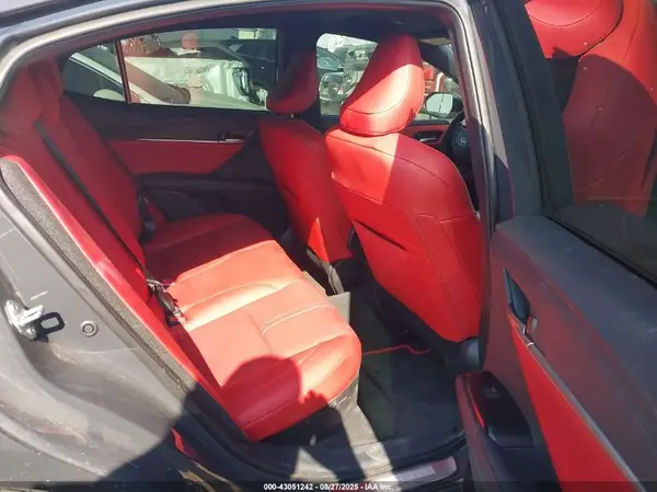 4T1DAACK1SU060555 2025 TOYOTA CAMRY - Image 8