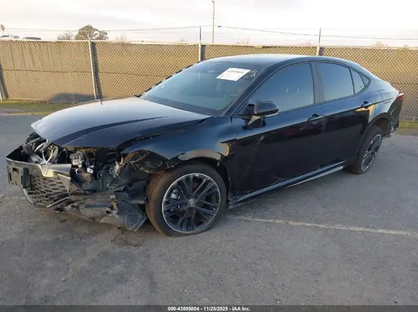 4T1DAACK1SU066579 2025 TOYOTA CAMRY - Image 2