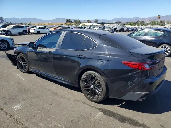 4T1DAACK1SU067585 2025 TOYOTA CAMRY - Image 2