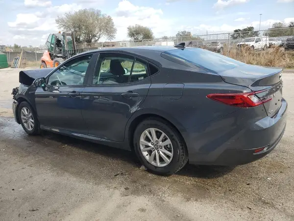 4T1DAACK1SU068039 2025 TOYOTA CAMRY - Image 2