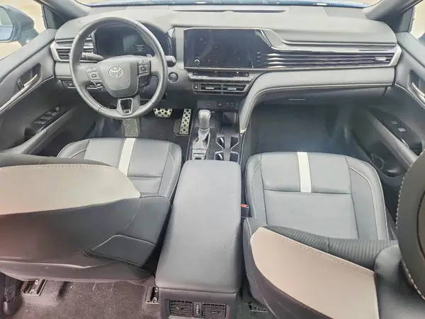 4T1DAACK1SU070499 2025 TOYOTA CAMRY - Image 8