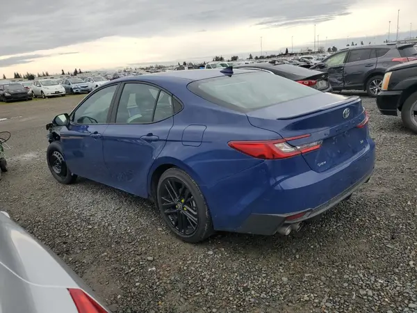 4T1DAACK1SU070955 2025 TOYOTA CAMRY - Image 2