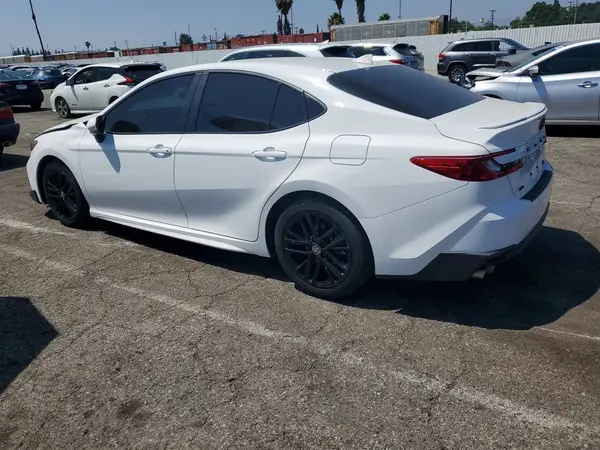4T1DAACK1SU072446 2025 TOYOTA CAMRY - Image 2