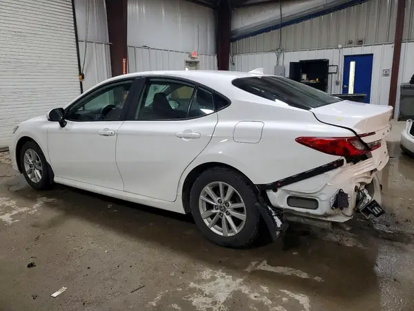 4T1DAACK1SU079610 2025 TOYOTA CAMRY - Image 2