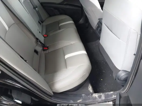 4T1DAACK1SU082796 2025 TOYOTA CAMRY - Image 8