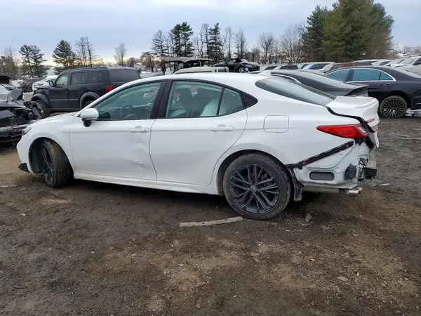 4T1DAACK1SU083043 2025 TOYOTA CAMRY - Image 2