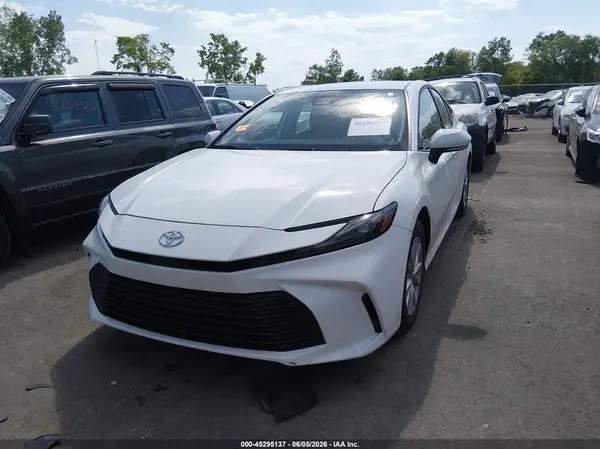 4T1DAACK1SU088422 2025 TOYOTA CAMRY - Image 2