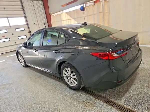 4T1DAACK1SU097122 2025 TOYOTA CAMRY - Image 2