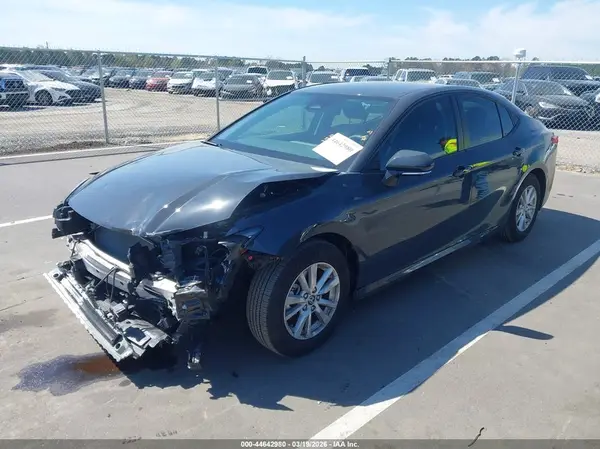 4T1DAACK1SU099873 2025 TOYOTA CAMRY - Image 2