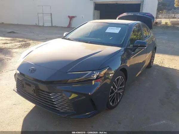 4T1DAACK1SU106174 2025 TOYOTA CAMRY - Image 2