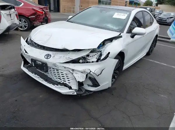 4T1DAACK1SU106837 2025 TOYOTA CAMRY - Image 2