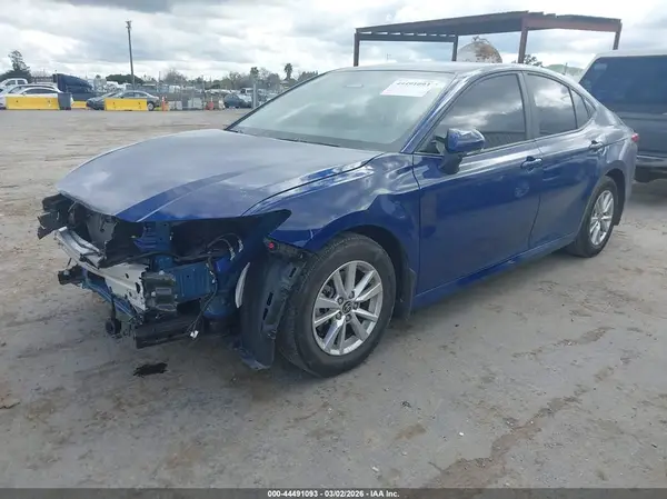 4T1DAACK1SU112685 2025 TOYOTA CAMRY - Image 2
