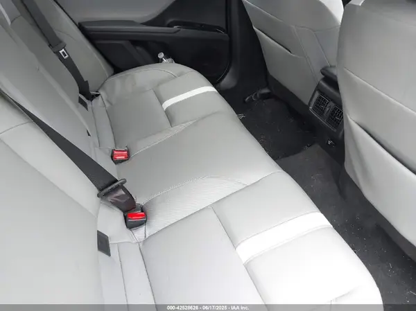 4T1DAACK1SU115280 2025 TOYOTA CAMRY - Image 8