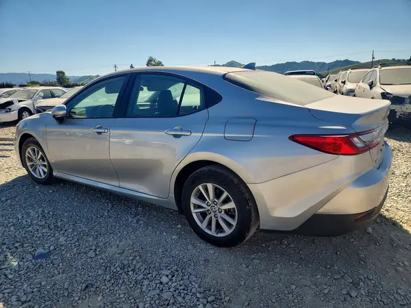4T1DAACK1SU116073 2025 TOYOTA CAMRY - Image 2