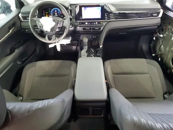 4T1DAACK1SU117207 2025 TOYOTA CAMRY - Image 8