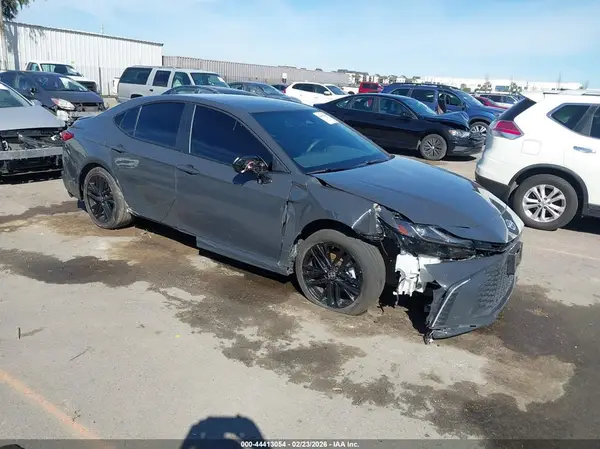 4T1DAACK1SU119796 2025 TOYOTA CAMRY - Image 1