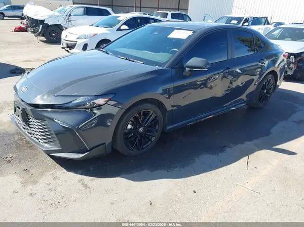 4T1DAACK1SU119796 2025 TOYOTA CAMRY - Image 2