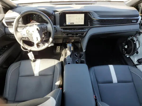 4T1DAACK1SU127381 2025 TOYOTA CAMRY - Image 8