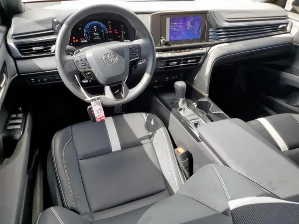 4T1DAACK1SU127851 2025 TOYOTA CAMRY - Image 8