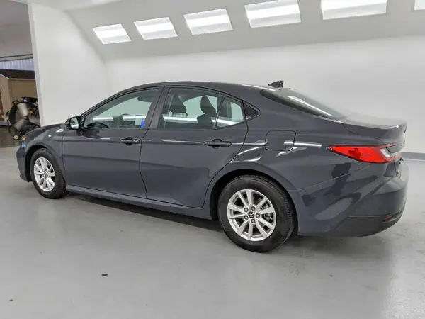 4T1DAACK1SU128756 2025 TOYOTA CAMRY - Image 2